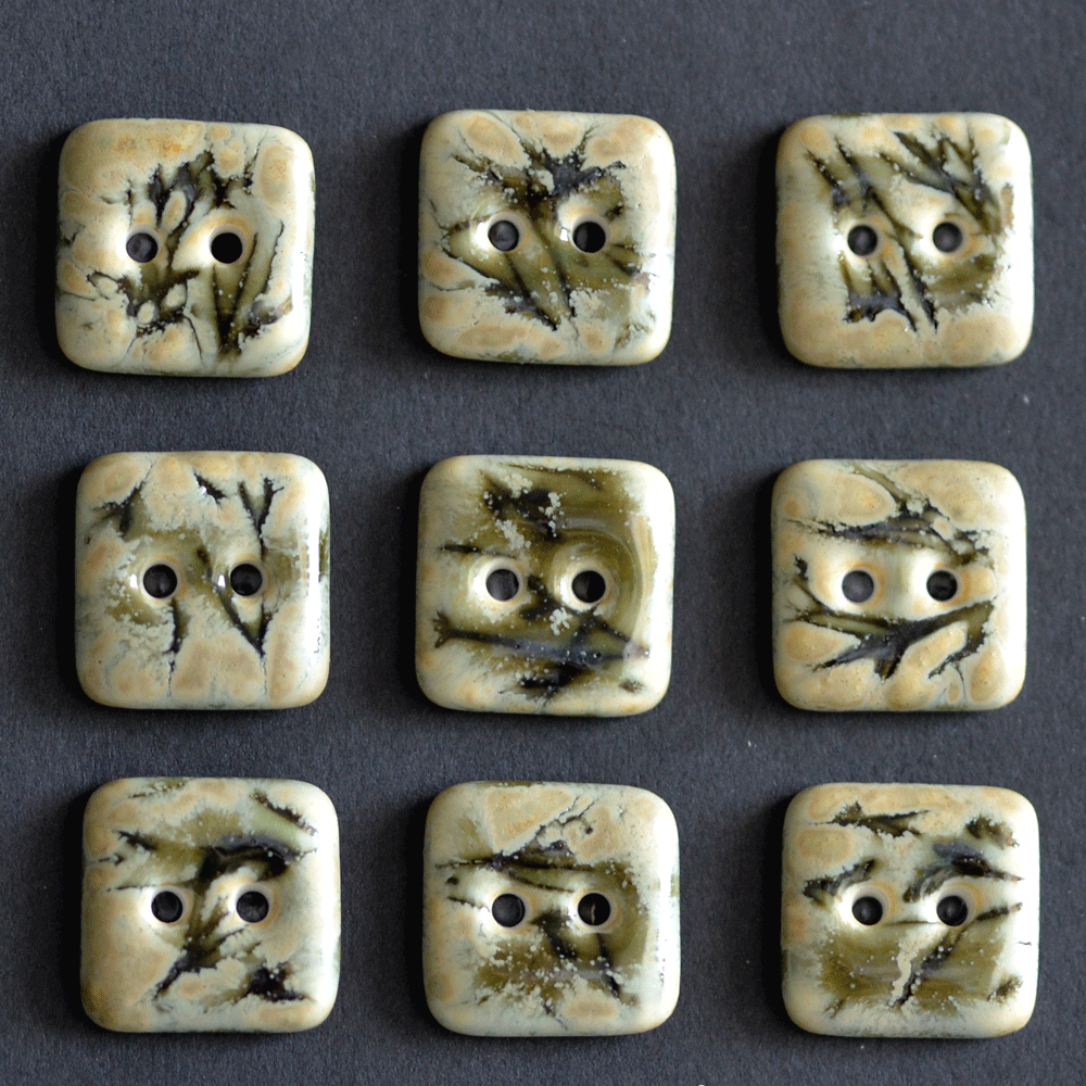 9 pcs. 14x14mm porcelain buttons twigs