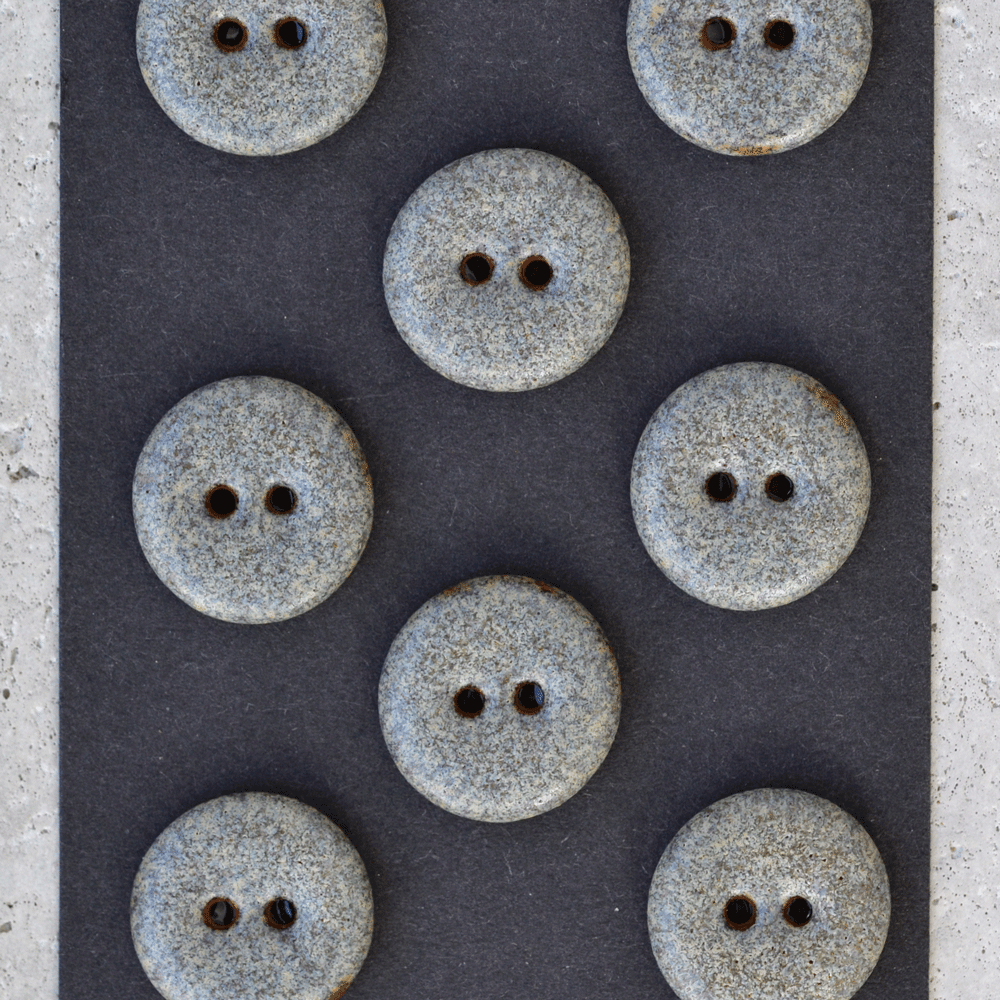 8 pcs 18mm ceramic buttons grey basalt