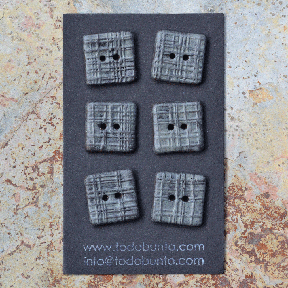 4 pcs. 20x20mm ceramic buttons charcoal