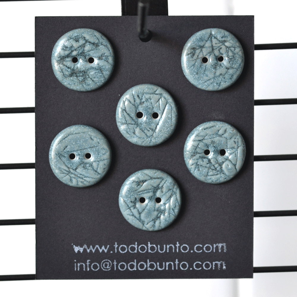 6 pcs. 20-21 mm porcelain buttons twigs