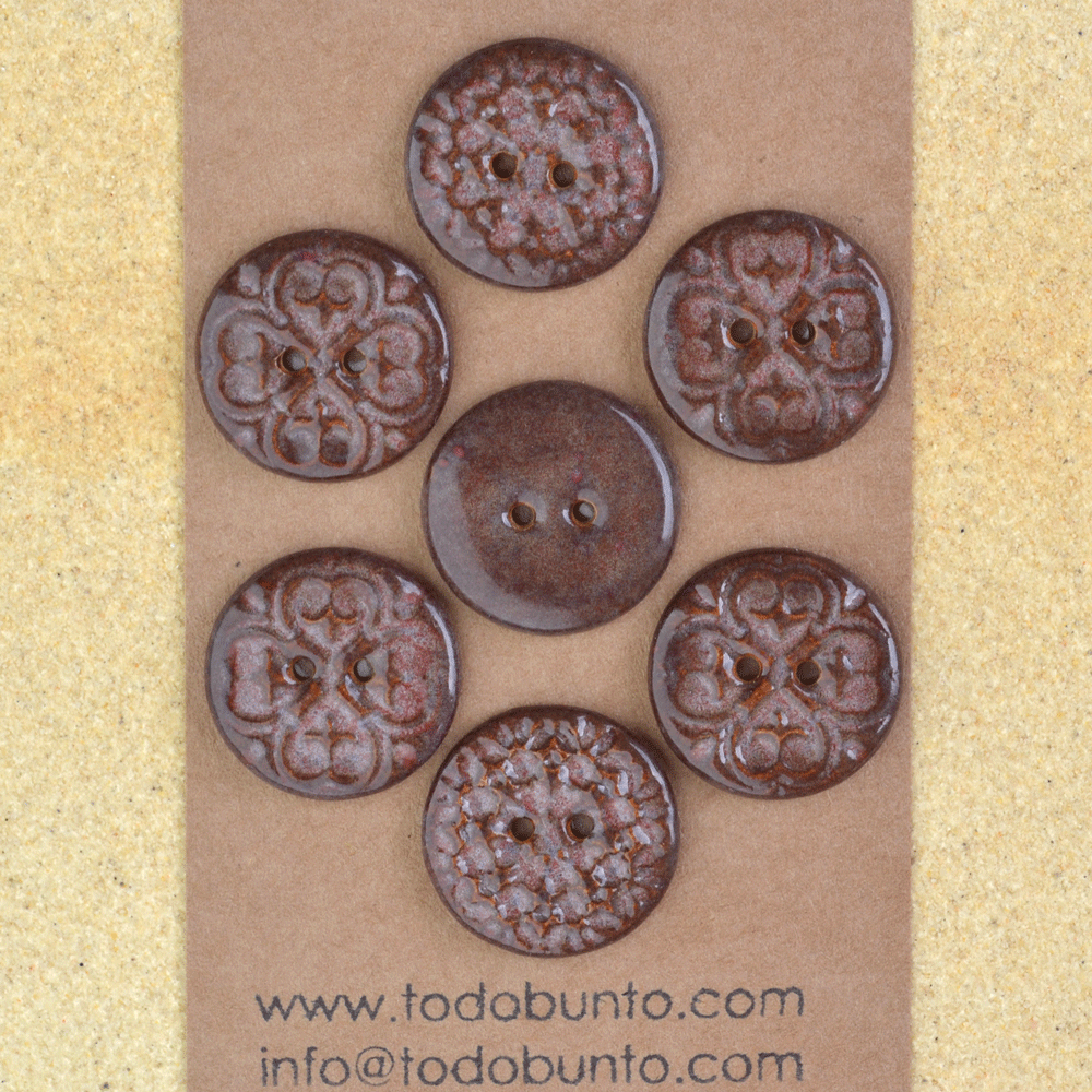 7 pcs. 23mm ceramic buttons smokey merlot
