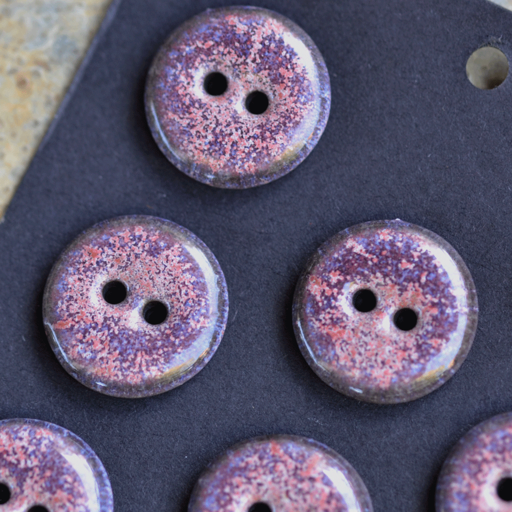 8 pcs. 17-18mm black porcelain buttons magenta sky