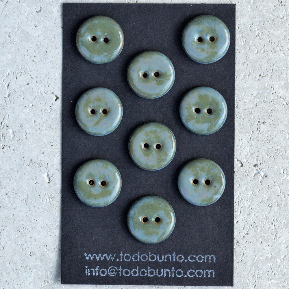 9 pcs. 18mm ceramic buttons green/blue