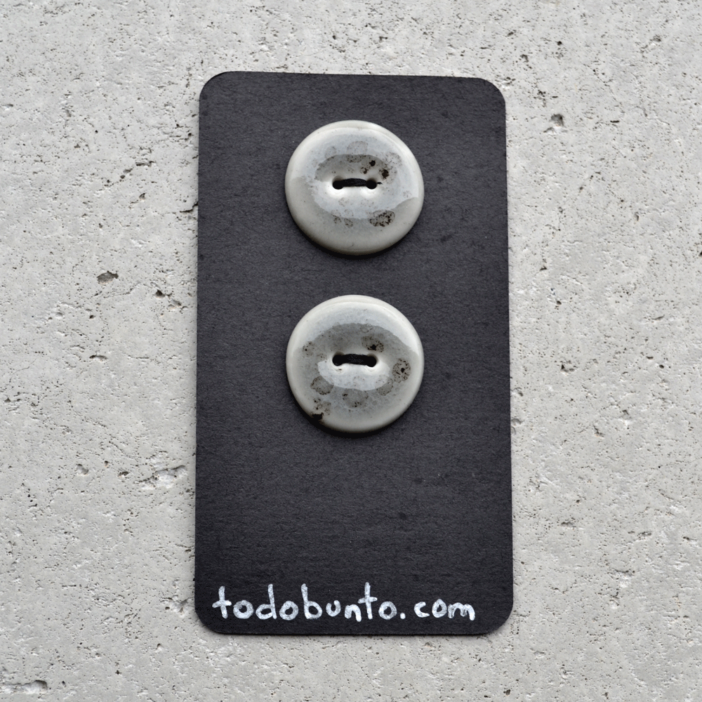 7 pcs 23mm porcelain buttons sprinkle grey