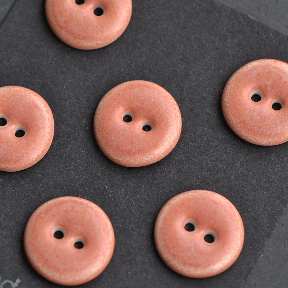6 pcs. 17-18mm porcelain buttons salmon