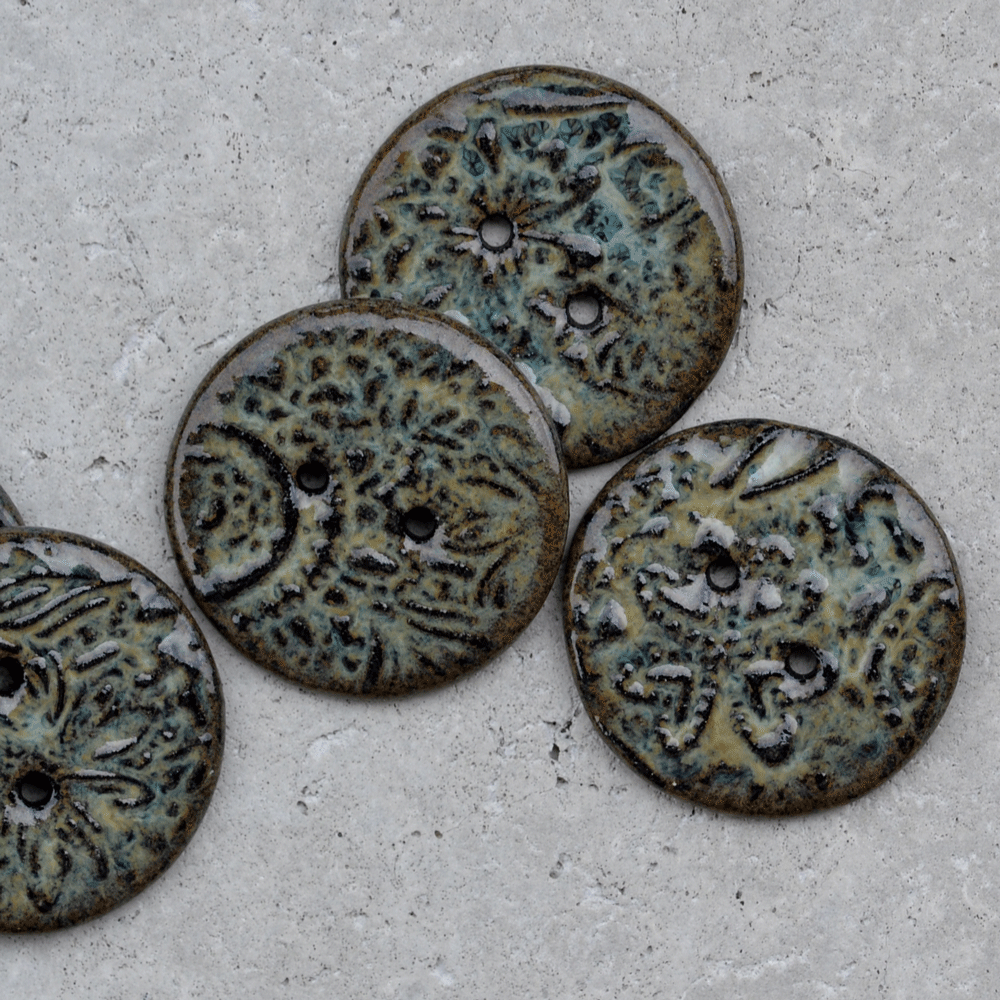 31-32 mm ceramic buttons barock