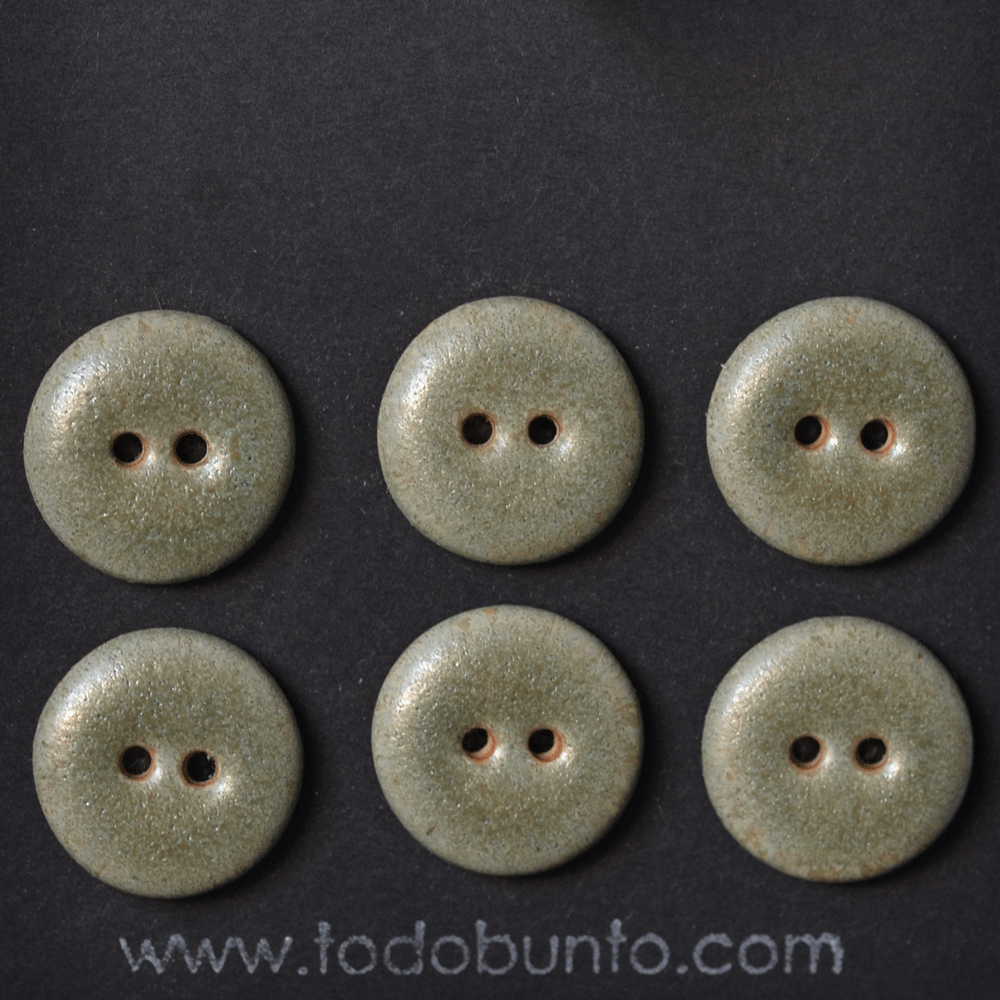 6 pcs 18mm ceramic satin green
