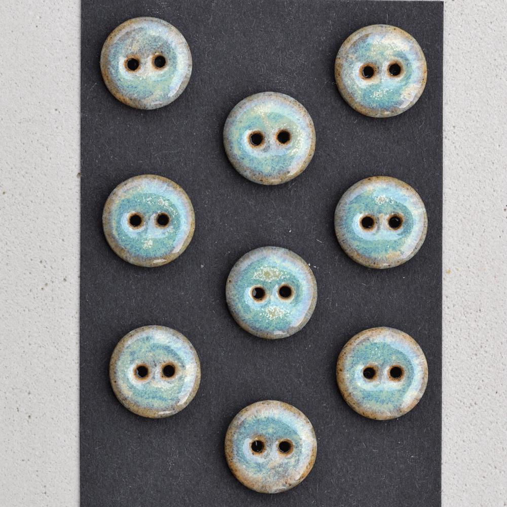 9 pcs. 16mm ceramic buttons seaside