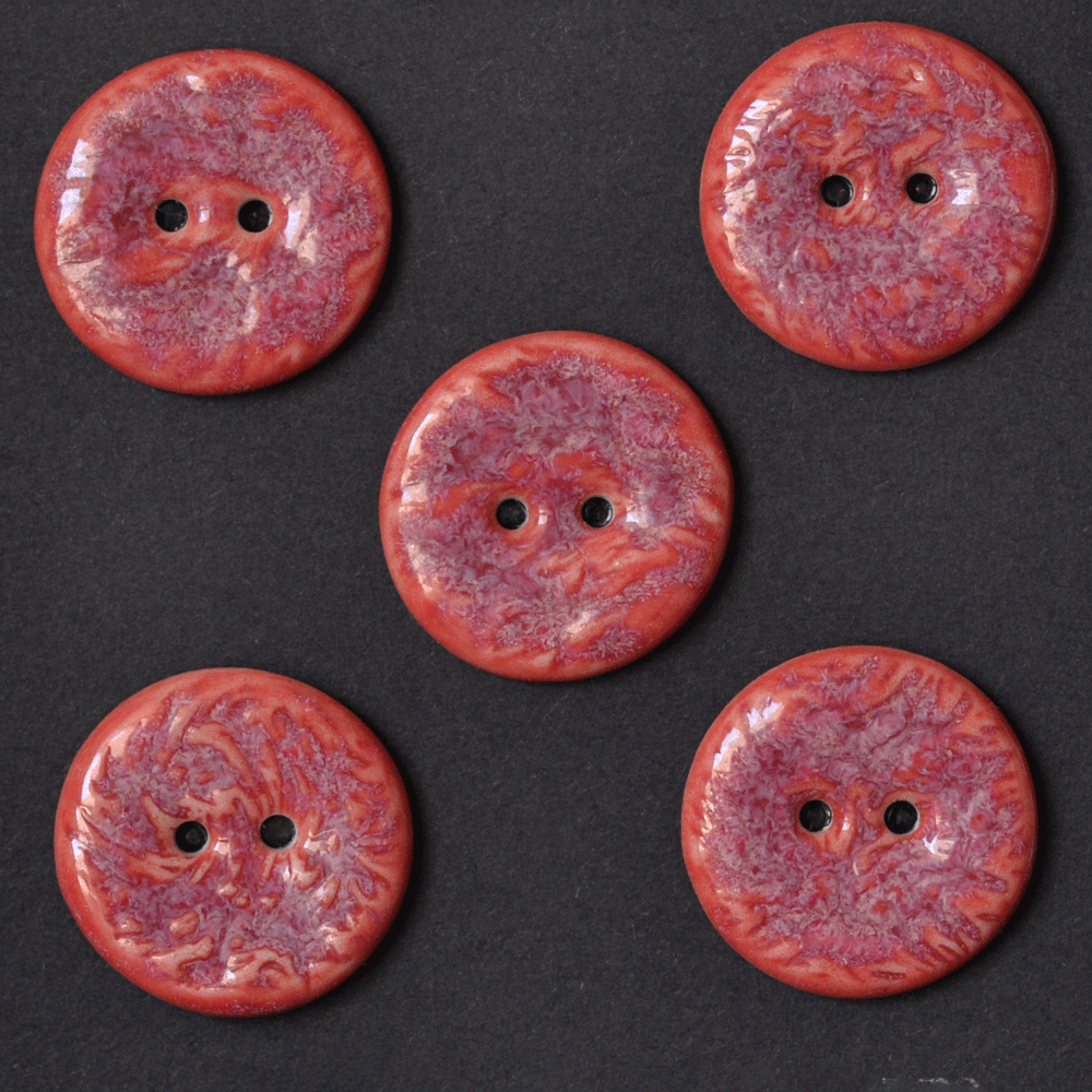 5 pcs. 22/23mm porcelain buttons sangria
