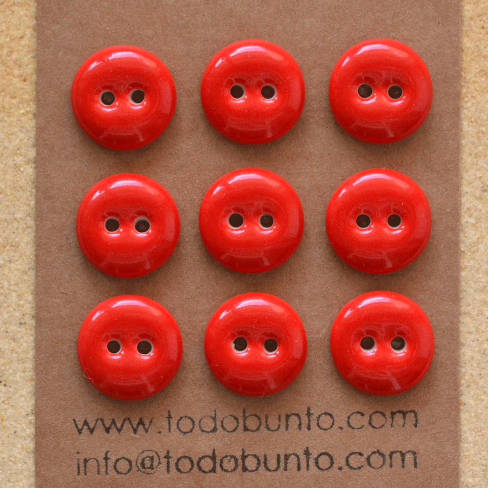 15-16 mm porcelain buttons very red