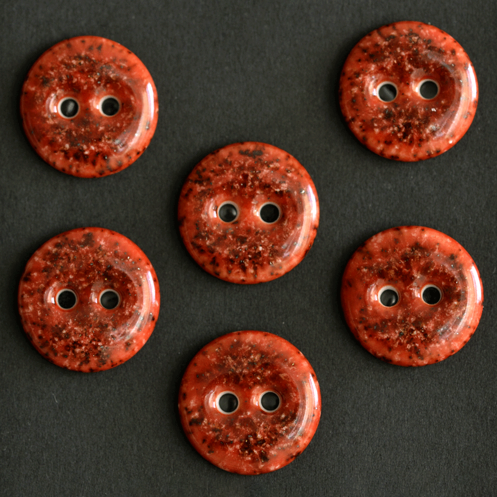 15-16 mm porcelain buttons strawberry