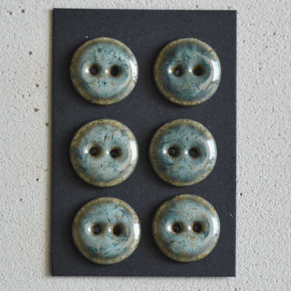 15-16mm ceramic buttons alga marina