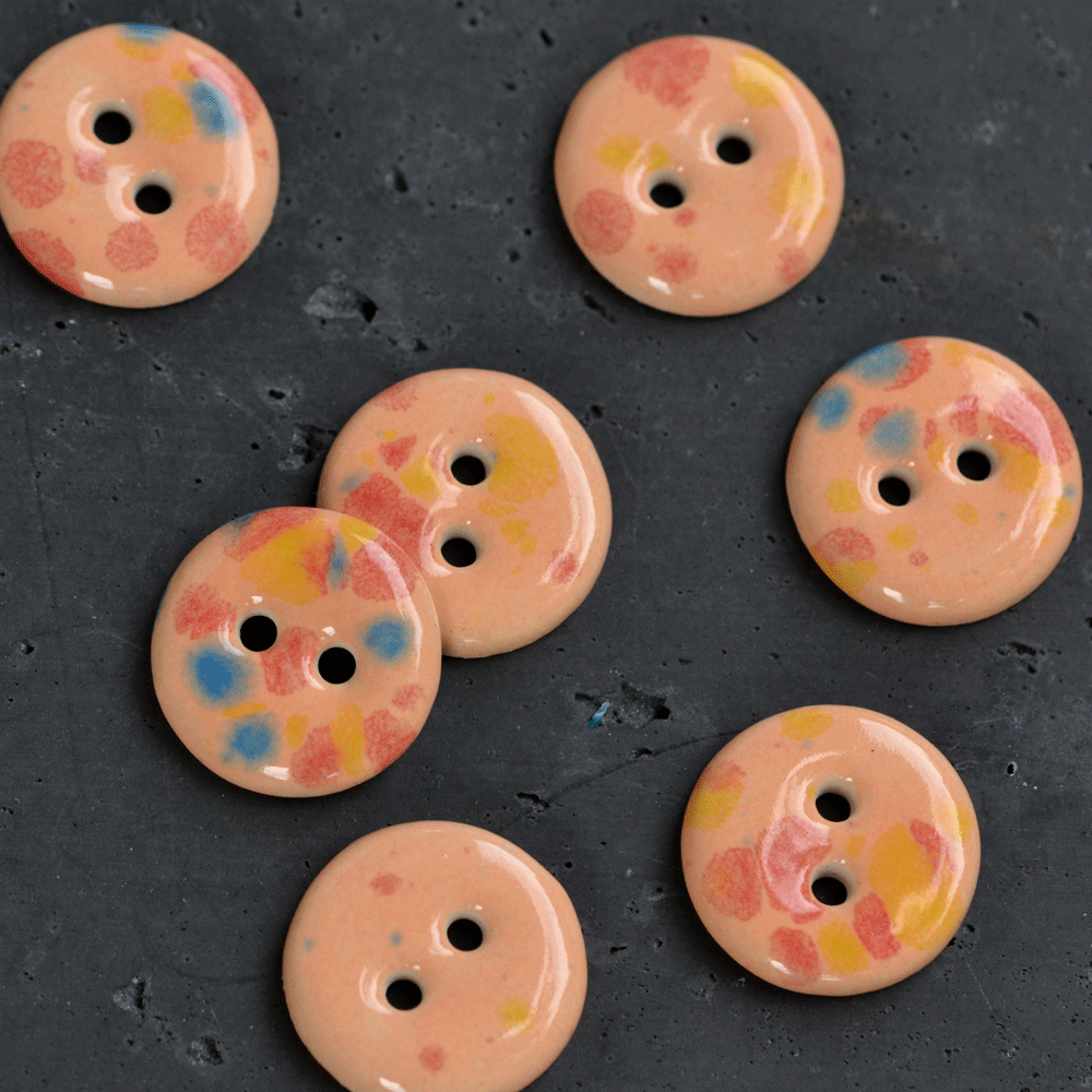 16mm ceramic buttons apricot