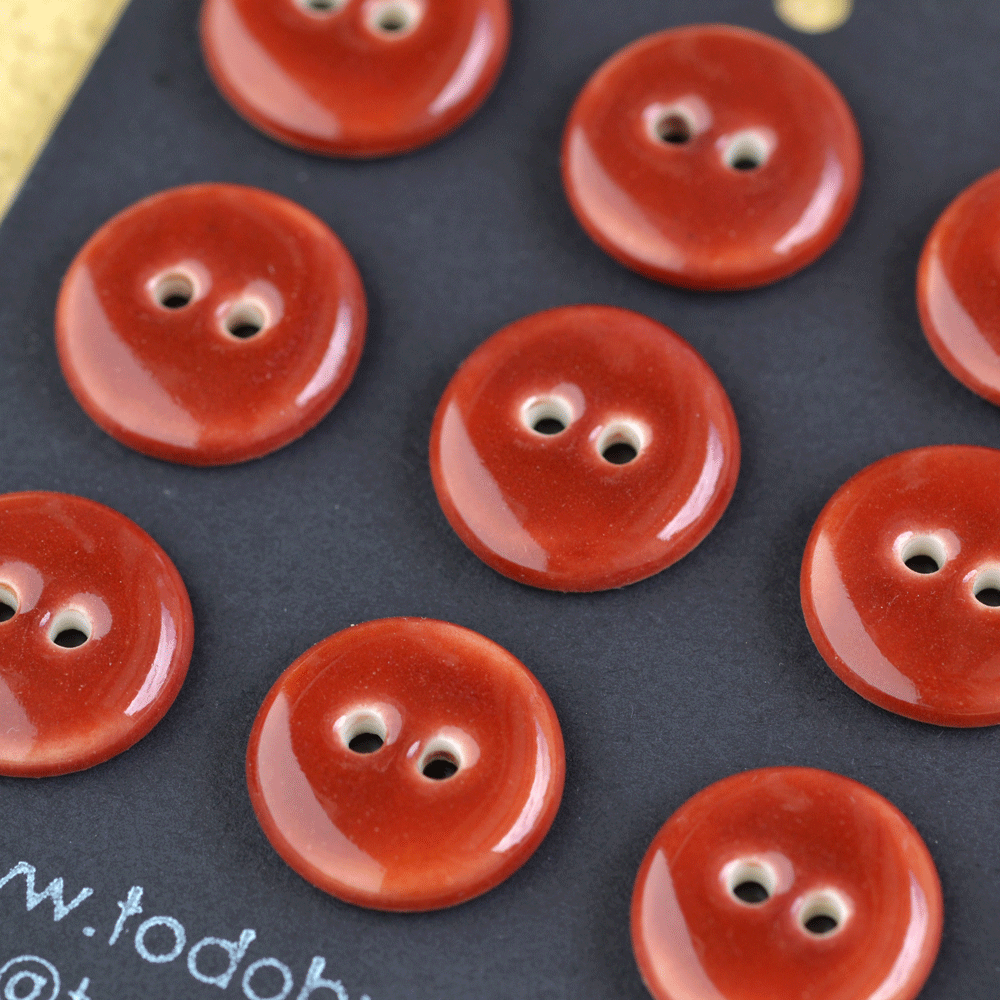 9 pcs. 17/18mm porcelain buttons cinnabar