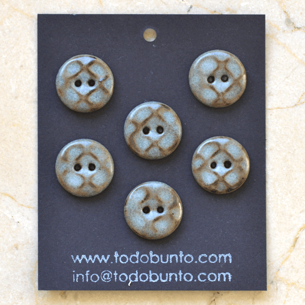 17/18mm ceramic buttons blue/brown