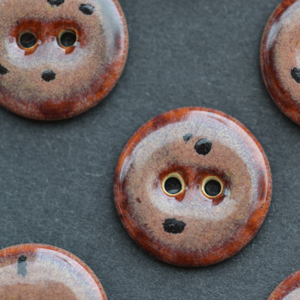 18mm ceramic buttons peppered plum