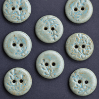 8 pcs. 18mm ceramic buttons flora