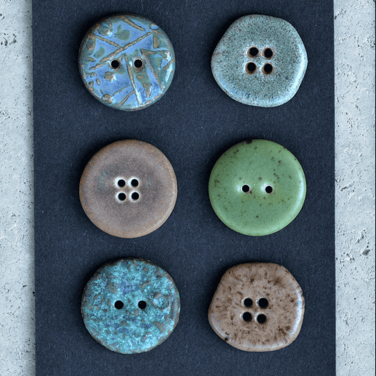 6 pcs. 23mm ceramic buttons mix