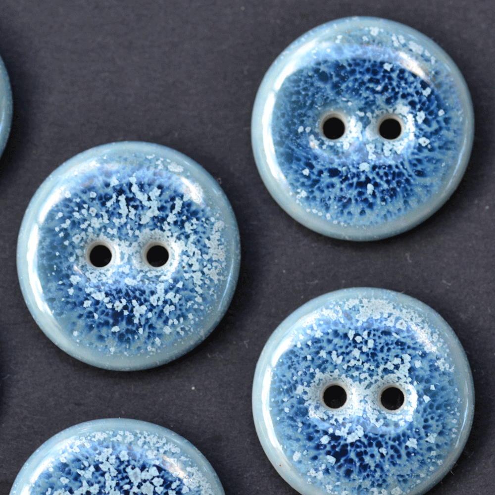 17-18mm porcelain buttons frosted