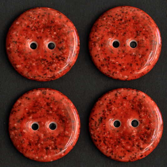 4 pcs.  22-23mm porcelain buttons strawberry