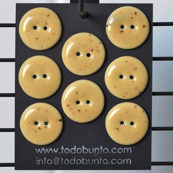 8 pcs. 22-23 mm porcelain buttons pastel yellow sprinkle