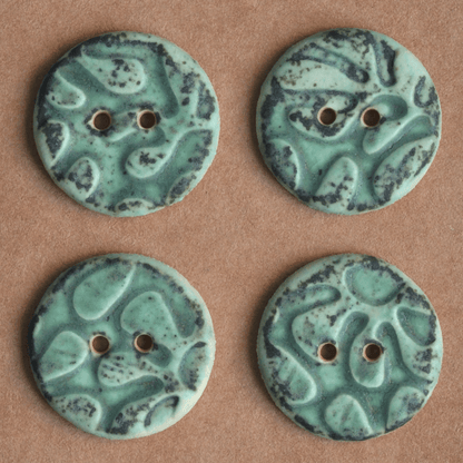 6 pcs. 22-23mm porcelain buttons alga