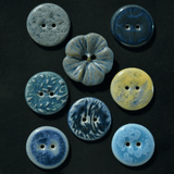 8 pcs. 22-23mm ceramic buttons mix blue