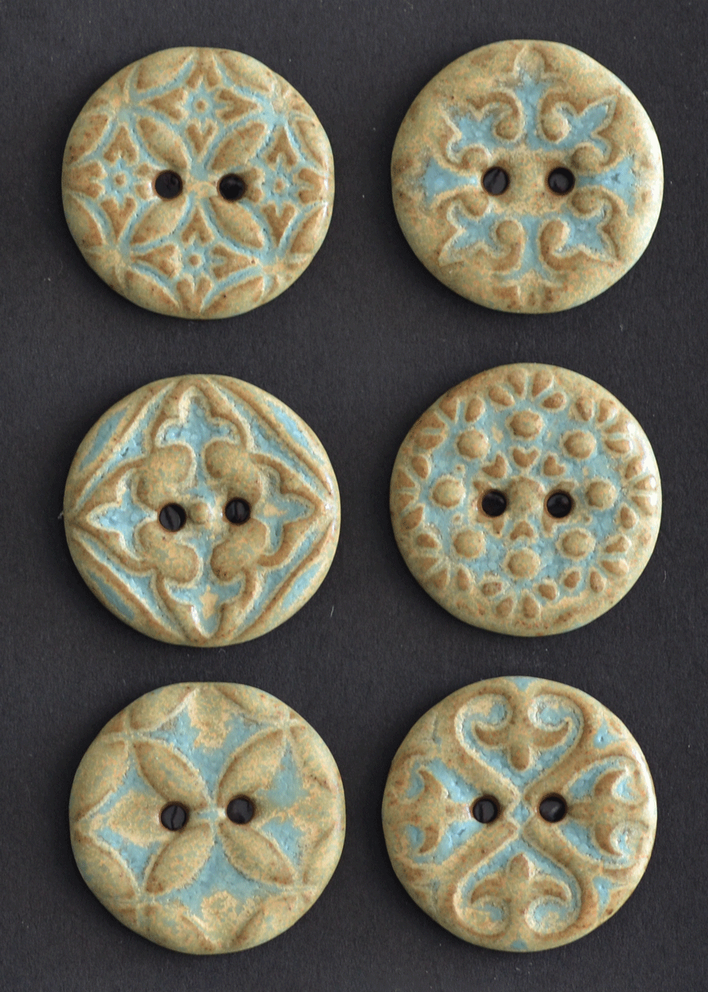 6 pcs. 23mm ceramic buttons shabby chic