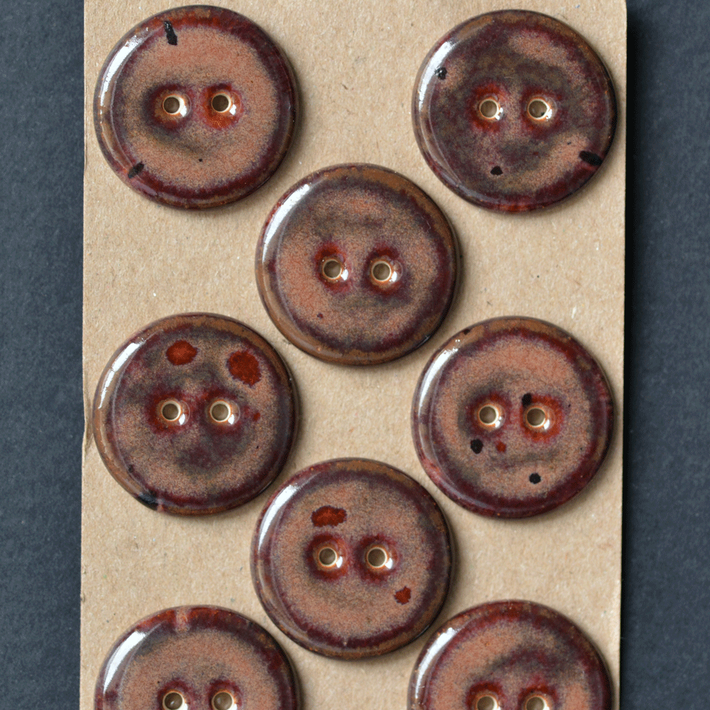 8 pcs. 23mm ceramic buttons peppered plum