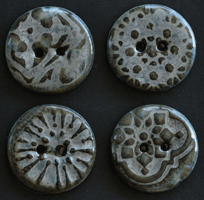 4 pcs. 23mm ceramic buttons mix grey