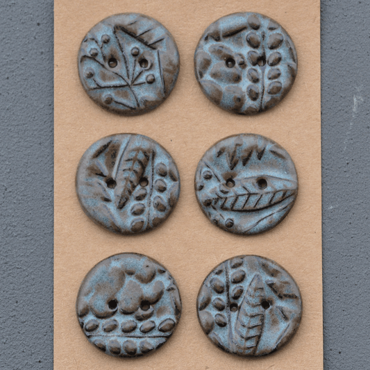 6 pcs. 29mm ceramic buttons blue/brown