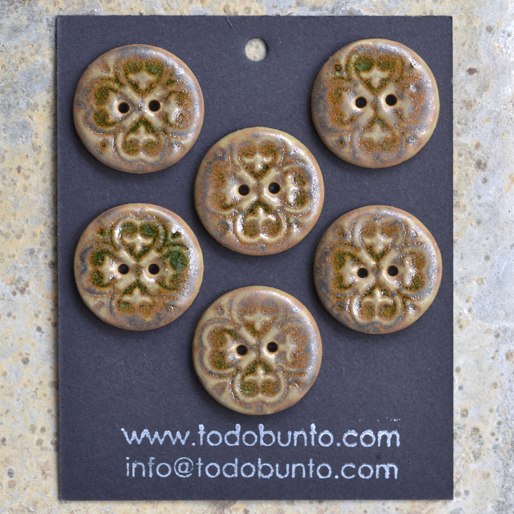 6 pcs. 23mm ceramic buttons brown/green