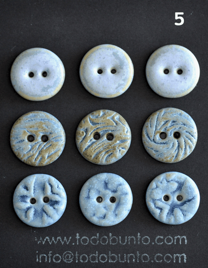 17-19mm ceramic buttons mix blue
