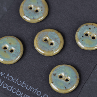 5 pcs. 18mm ceramic buttons beige/turquoise
