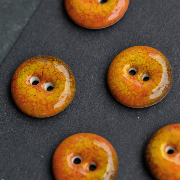 6 pcs. 17-18mm porcelain buttons burnt orange