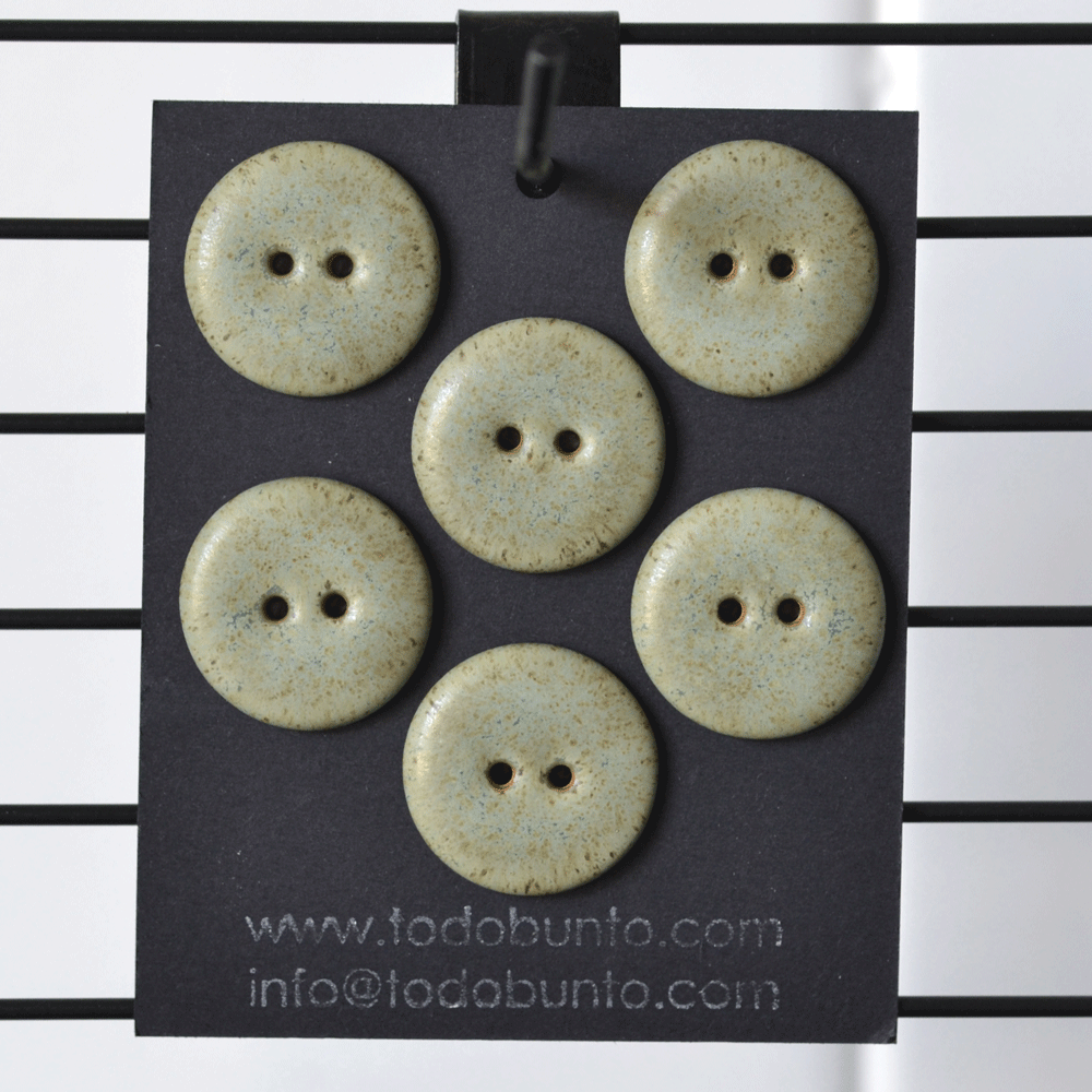 6 pcs. 23mm ceramic buttons poplar