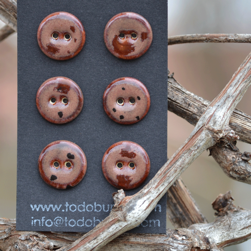 18mm ceramic buttons peppered plum