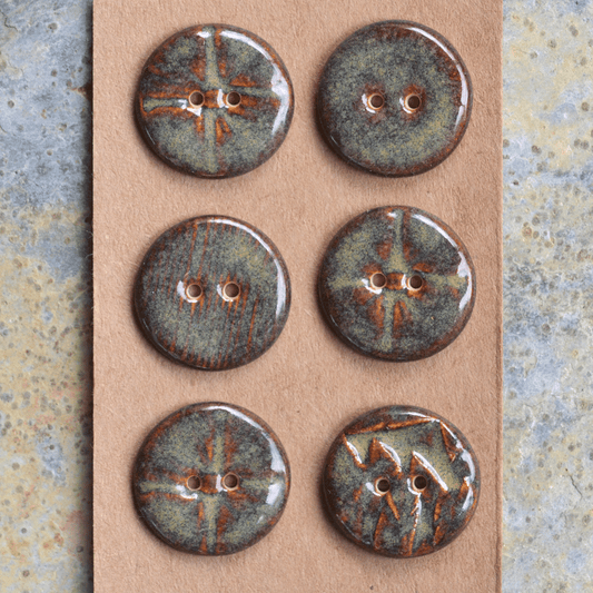 6 pcs. 22mm ceramic buttons iron lustre
