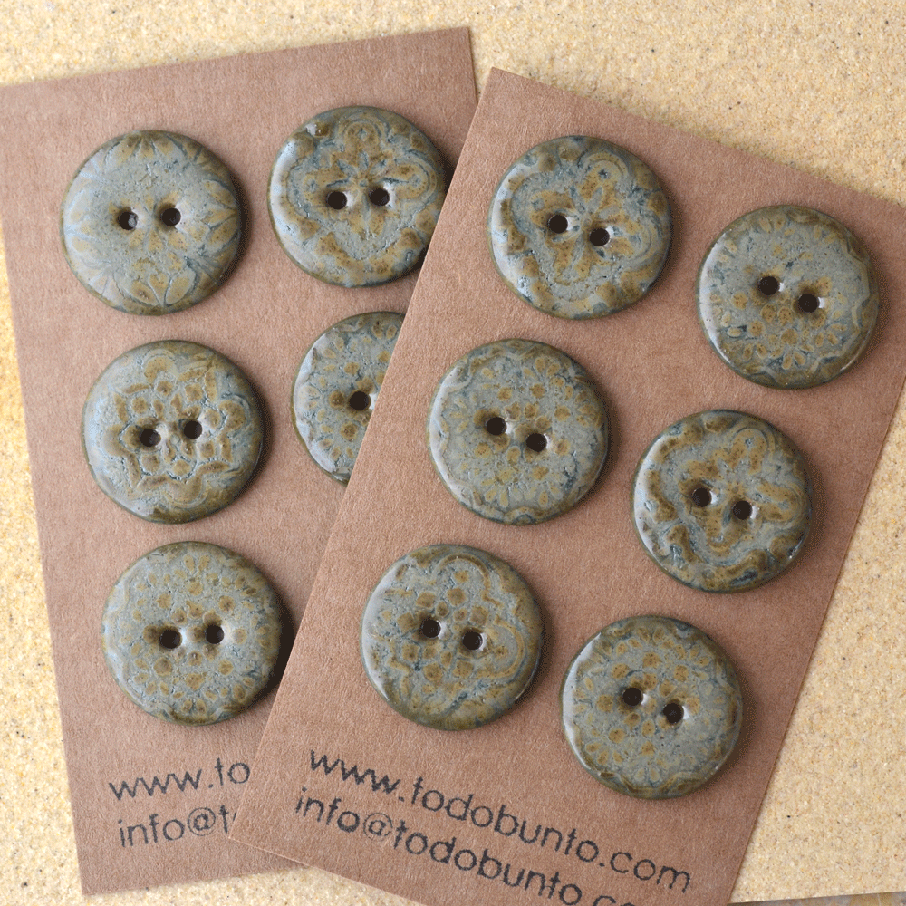 6 pcs. 23mm ceramic buttons orient