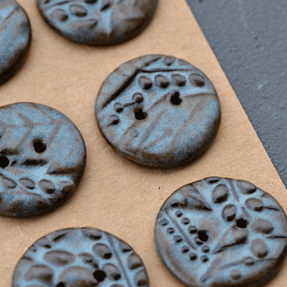 6 pcs. 29mm ceramic buttons blue/brown v2
