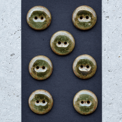 18mm ceramic buttons olive