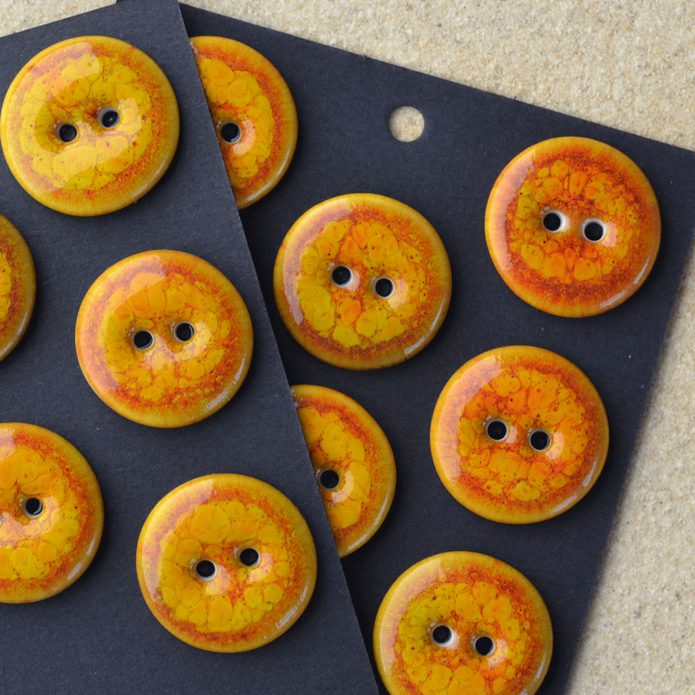 8 pcs. 20-21mm  porcelain buttons glowing orange
