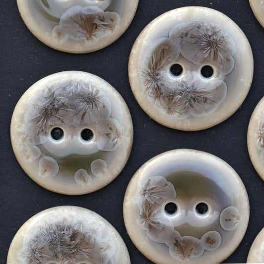 22-23 mm porcelain buttons taupe crystals