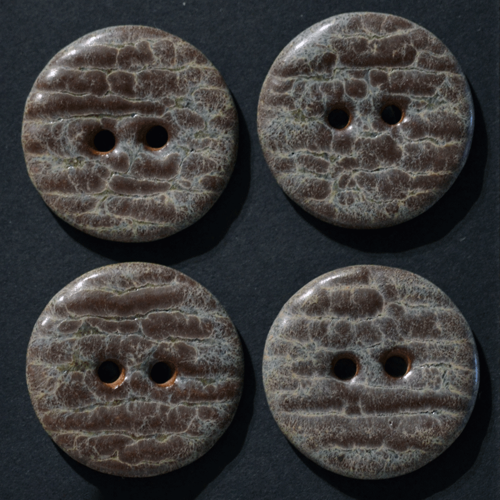 4 pcs. 23mm ceramic buttons bark