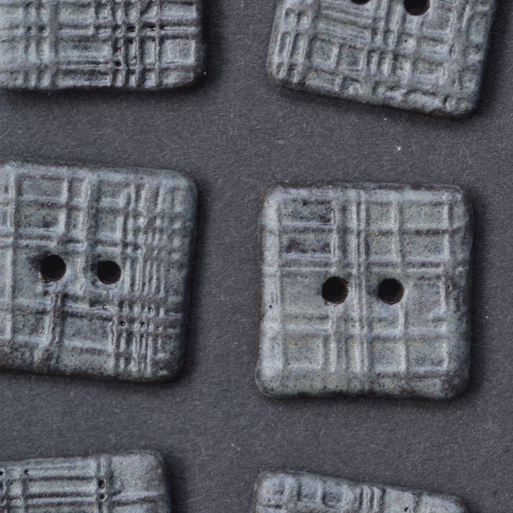 4 pcs. 20x20mm ceramic buttons charcoal