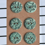 6 pcs. 22-23mm porcelain buttons alga