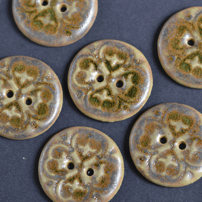 6 pcs. 23mm ceramic buttons brown/green