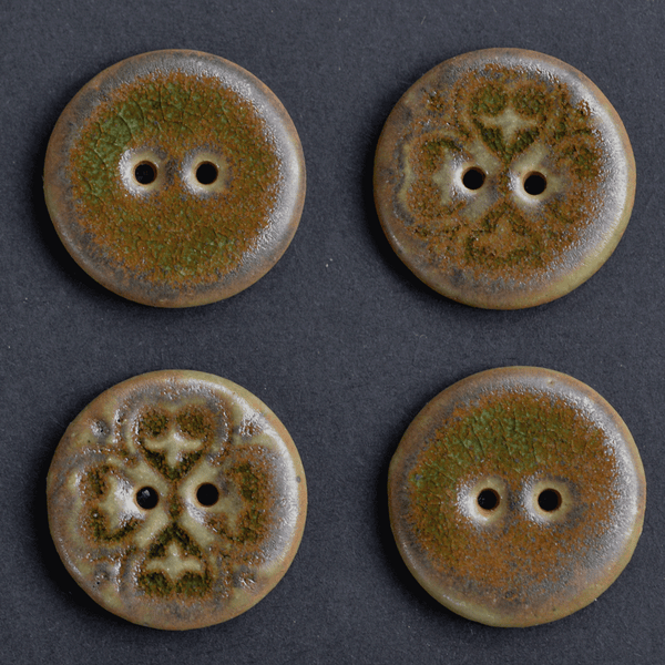 4 pcs. 23mm ceramic buttons brown/green