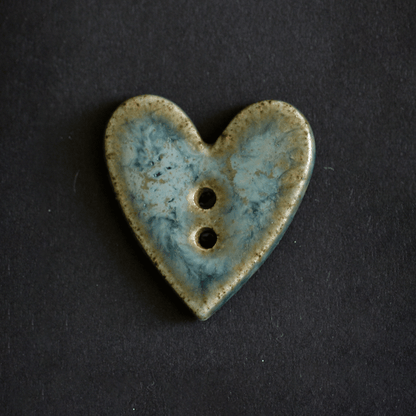Ceramic button in heart form (alga marina)