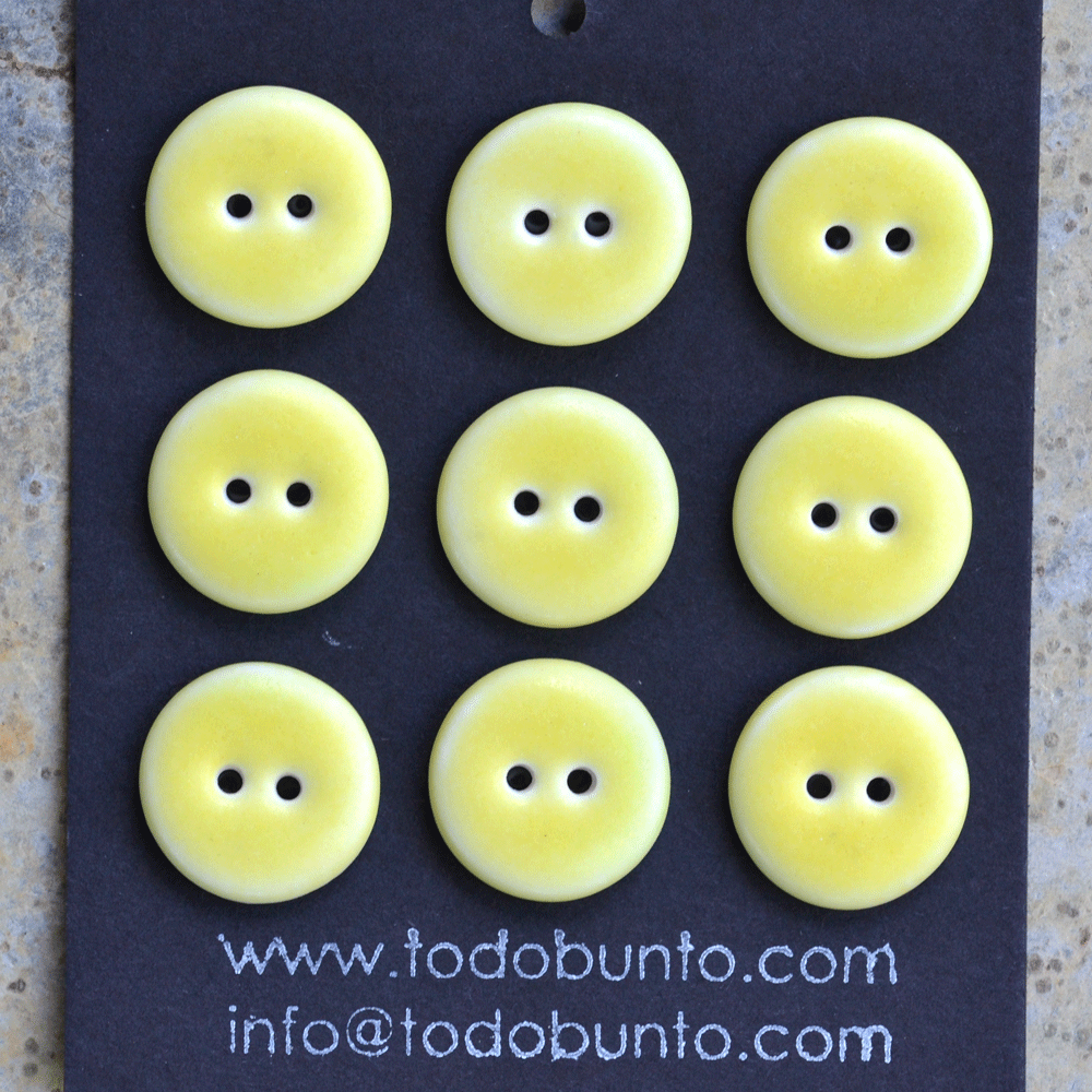 9 pcs. 18mm porcelain buttons candy yellow